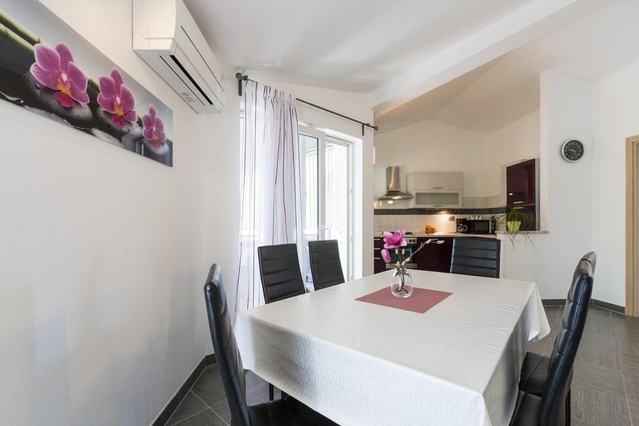 Apartment Carmen Пула Экстерьер фото