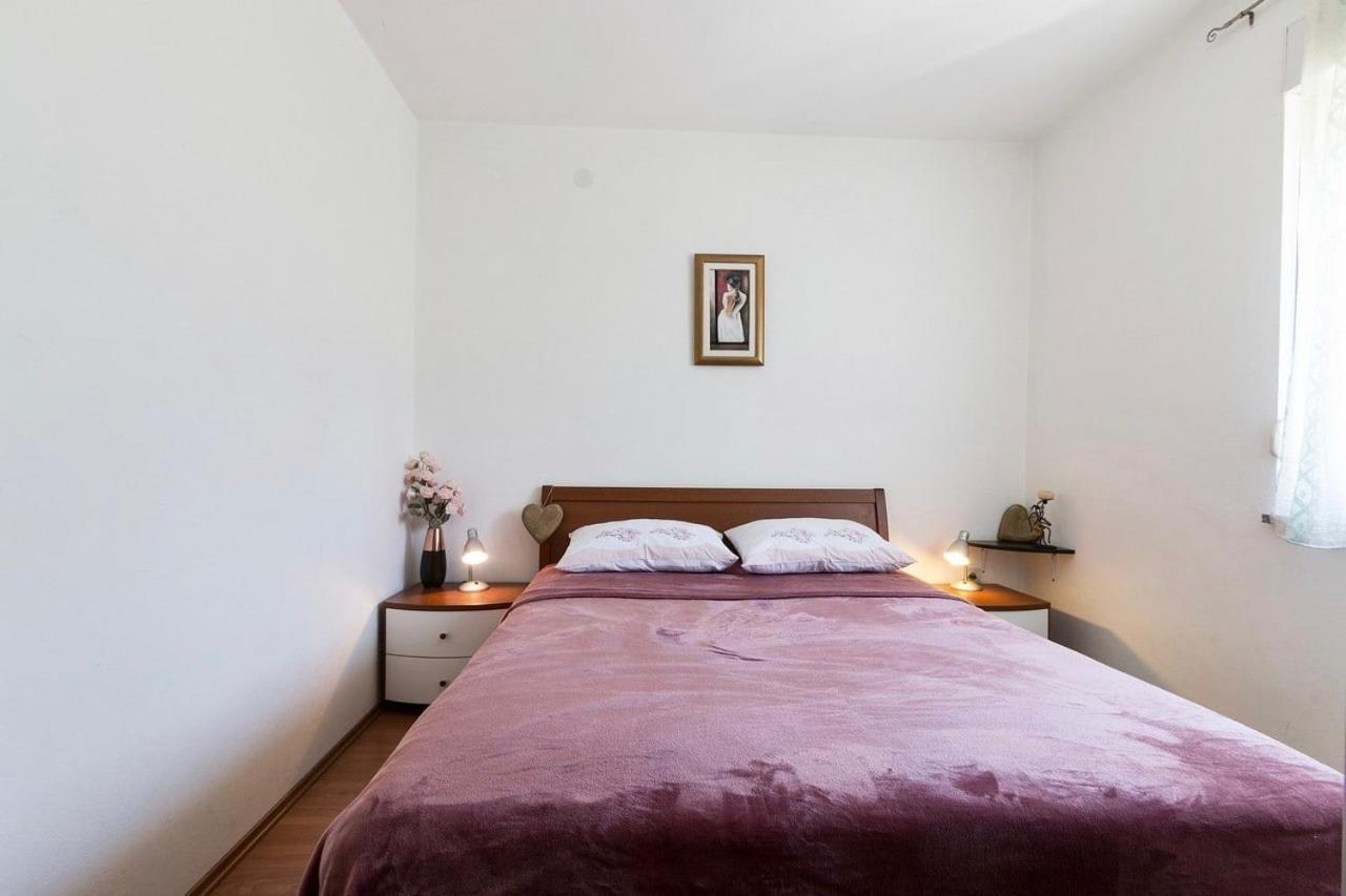 Apartment Carmen Пула Экстерьер фото