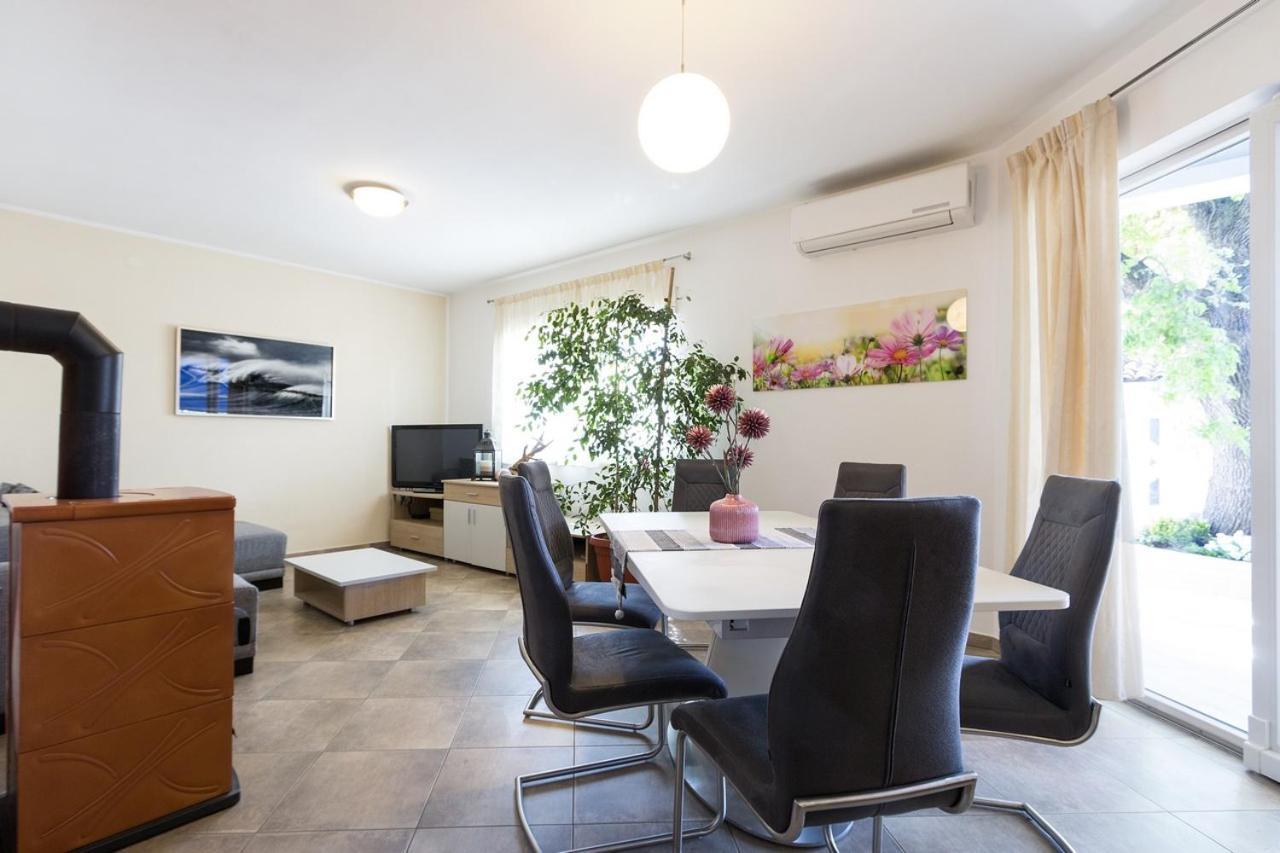 Apartment Carmen Пула Экстерьер фото