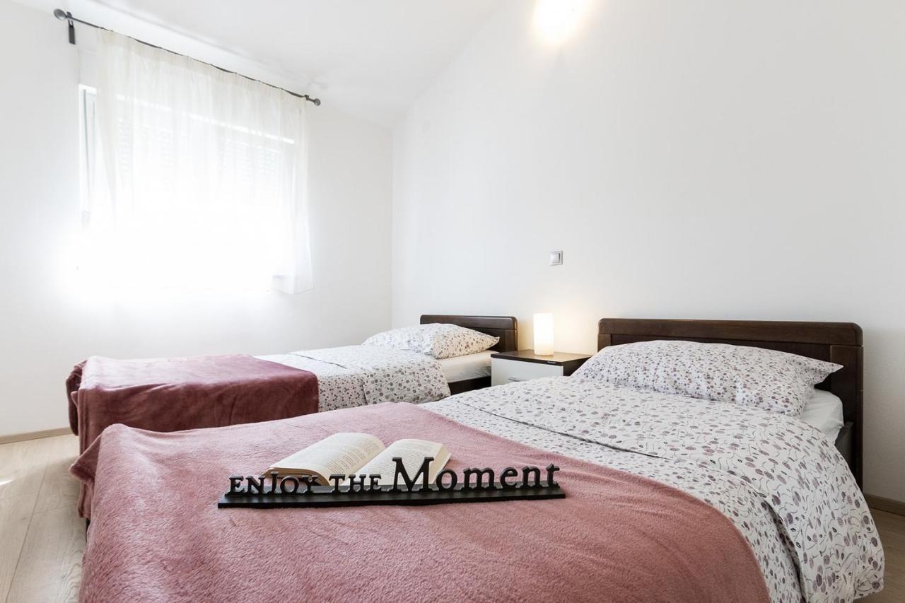 Apartment Carmen Пула Экстерьер фото